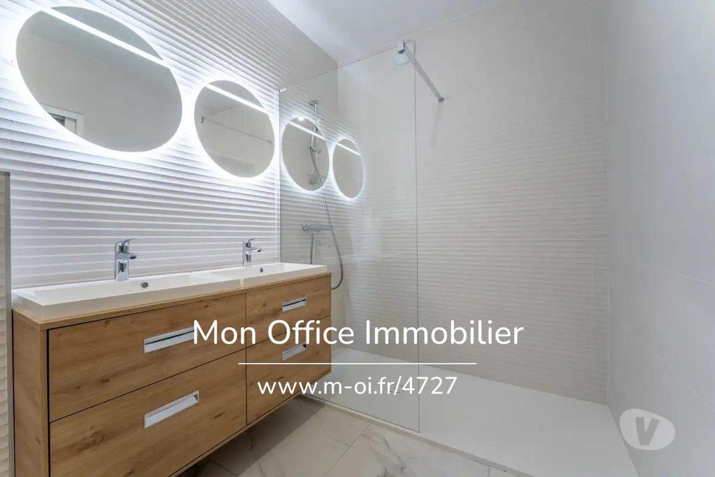 Appartements à vendre Bouches-du-Rhône Marseille - Photos Vivastreet (4727-AMA) Référence : 4727-AMA - Appartement T4 - Terrasse -...