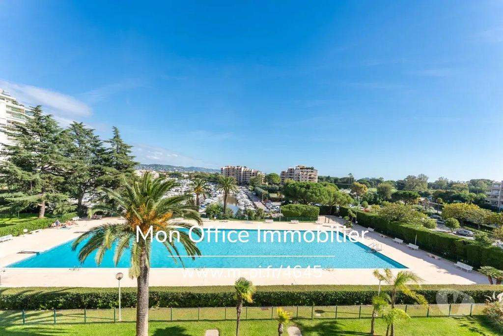 Appartements à vendre Alpes-Maritimes Mandelieu la Napoule - 06210 - Photos Vivastreet (4645-SIC) Référence : 4645-SIC - Appartement d'exception vue...