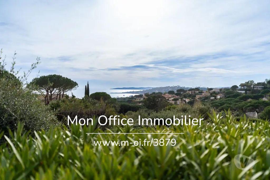 Appartements à vendre Var Ste Maxime - 83120 - Photos Vivastreet (4872-SJO) Référence : 4872-SJO - Appartement Type 2 - 1er et...