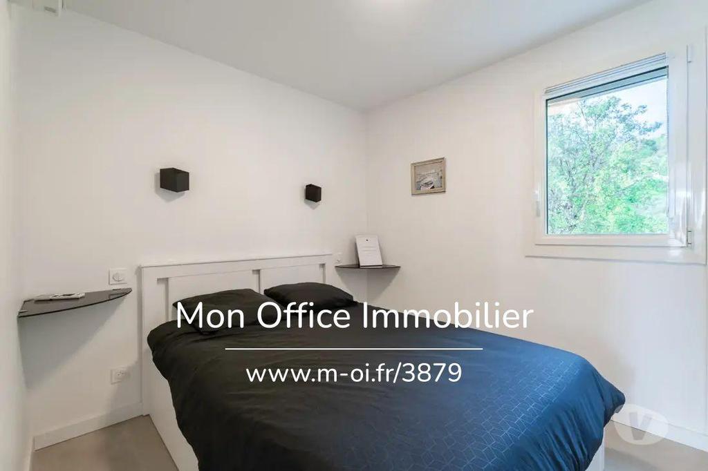 Appartements à vendre Var Ste Maxime - 83120 - Photos Vivastreet (4872-SJO) Référence : 4872-SJO - Appartement Type 2 - 1er et...