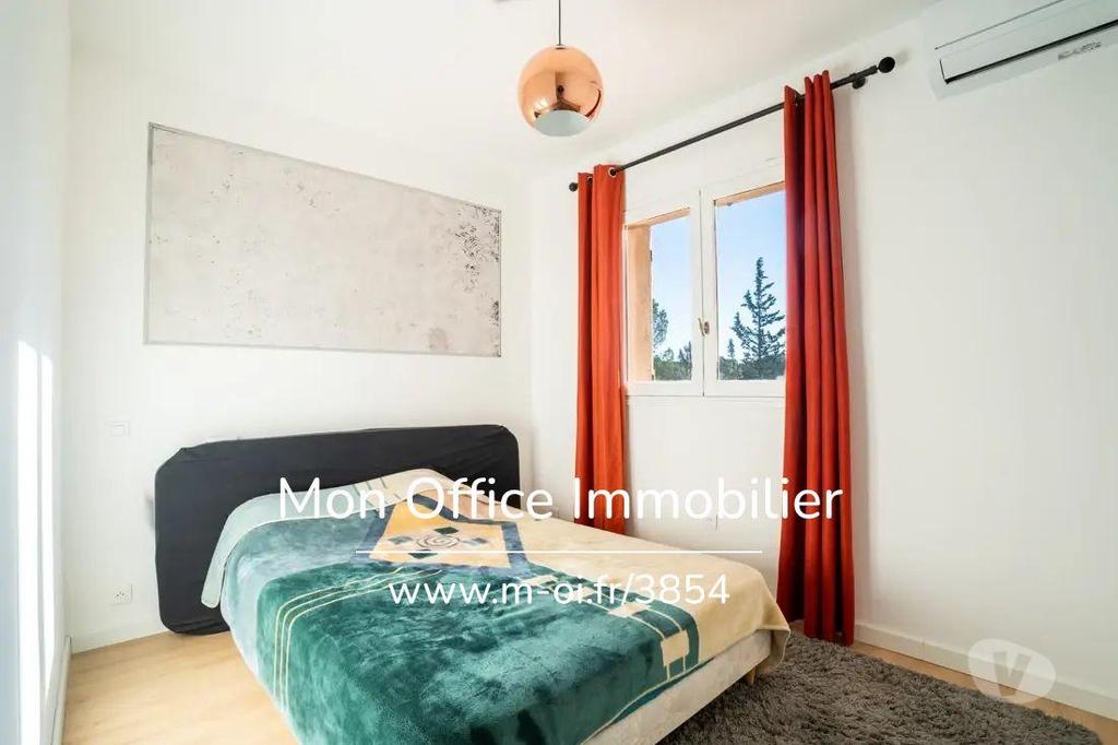 Vente Maison Var St Raphael - 83700 - Photos Vivastreet (3861-SIC) Référence : 3861-SIC - Belle maison rénovée au...