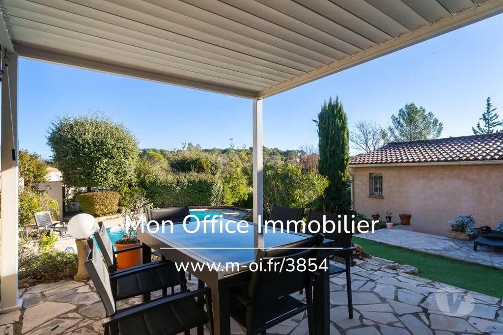 Vente Maison Var St Raphael - 83700 - Photos Vivastreet (3861-SIC) Référence : 3861-SIC - Belle maison rénovée au...