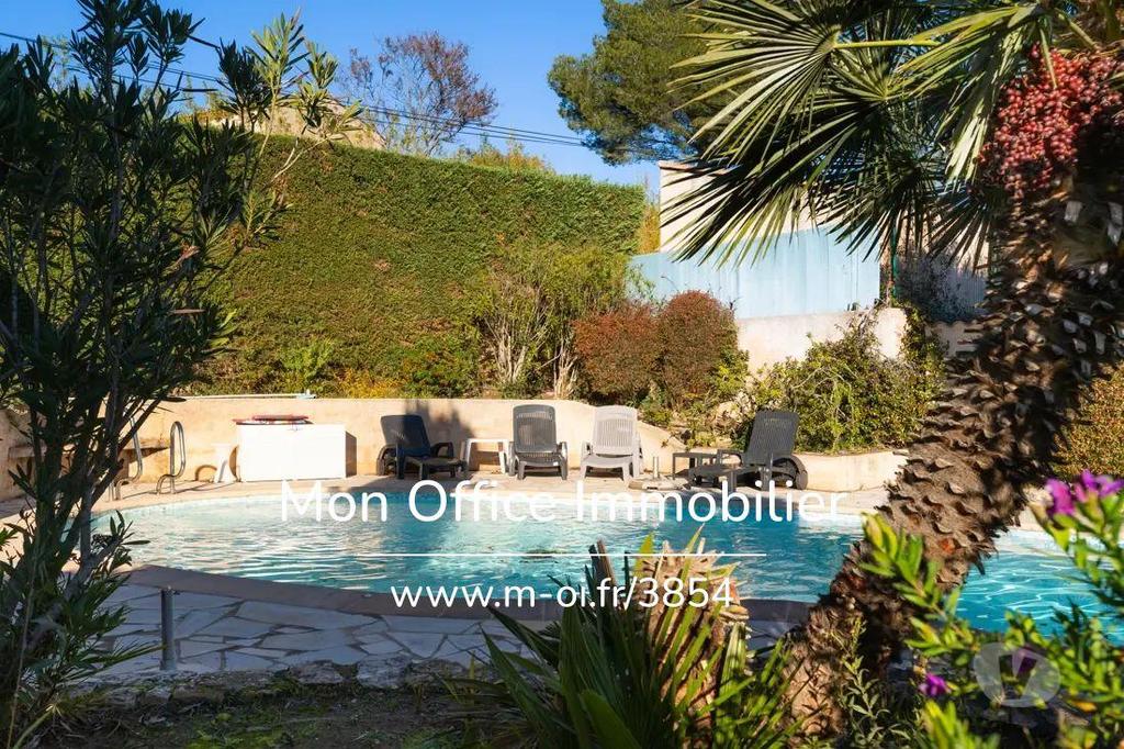 Vente Maison Var St Raphael - 83700 - Photos Vivastreet (3861-SIC) Référence : 3861-SIC - Belle maison rénovée au...