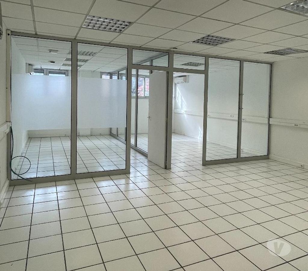 bureaux locaux Isère Grenoble - Photos Vivastreet Bureau 3 pièces - 70 m²