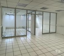 Bureau 3 pièces - 70 m²