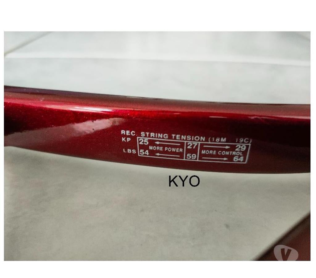 Matériel de sport Jura Foncine le Haut - 39460 - Photos Vivastreet HEAD - PRESTIGE TOUR 660, Raquette tennis, cordage Babolat