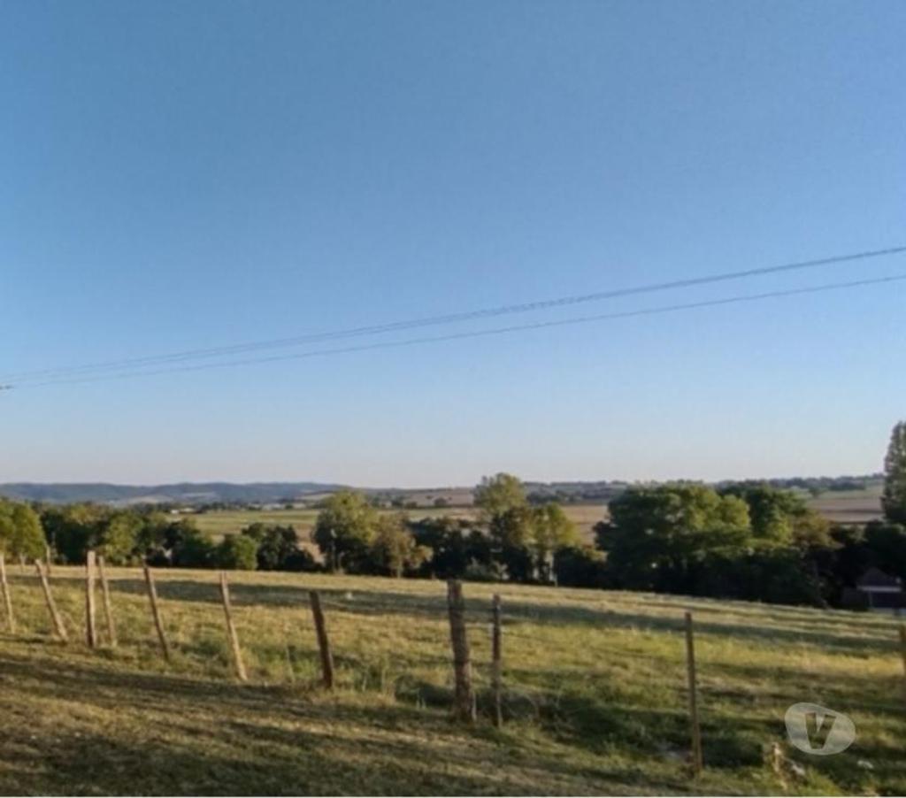 Vente Maison Allier Vicq - 03450 - Photos Vivastreet Propriété sur Vicq 03450 (3000m² avec dépendances)