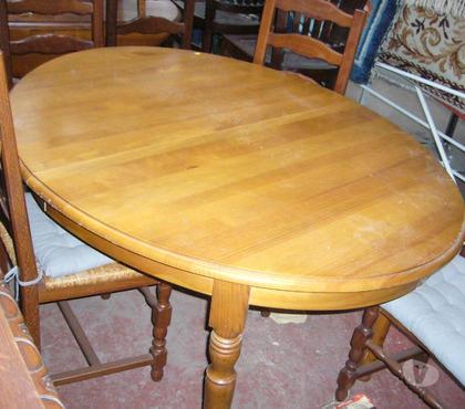 Ameublement & art de la table Sartrouville Yvelines - Photos Vivastreet Table ovale en bois blond, promotion