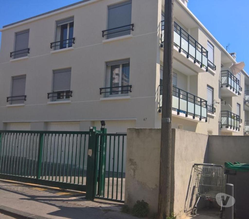 location saisonniere Bouches-du-Rhône Marseille - Photos Vivastreet les plages de marseille08 à 100m du studio bd des neiges