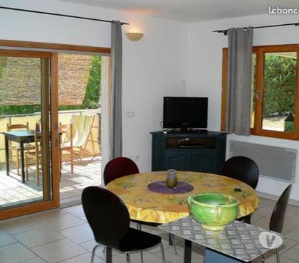 Location appartement meublé Vinon sur Verdon Var - Photos Vivastreet T2 idéal Iter Cadarache CEA Mission