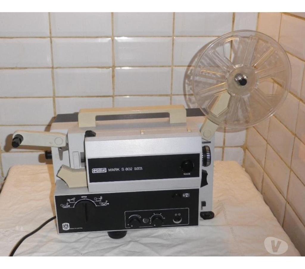 Photo - Video - Son Yvelines Fontenay le Fleury - 78330 - Photos Vivastreet Projecteur de film sonore super unique Eumig Mark S 802