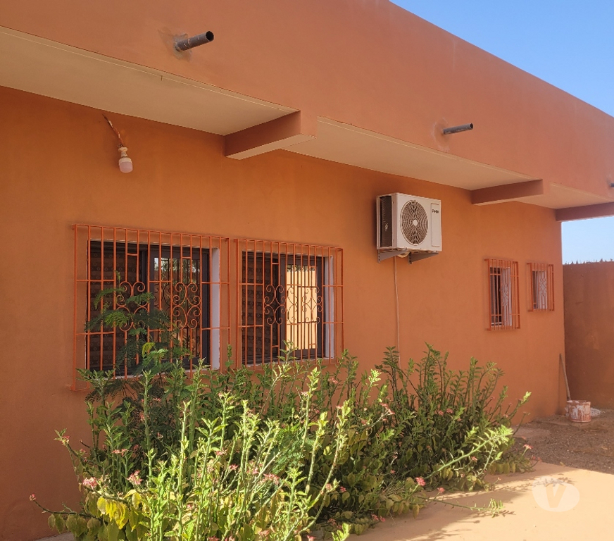 Vente Maison Sénégal - Photos Vivastreet Vends Villa avec piscine Popenguine Prix en baisse