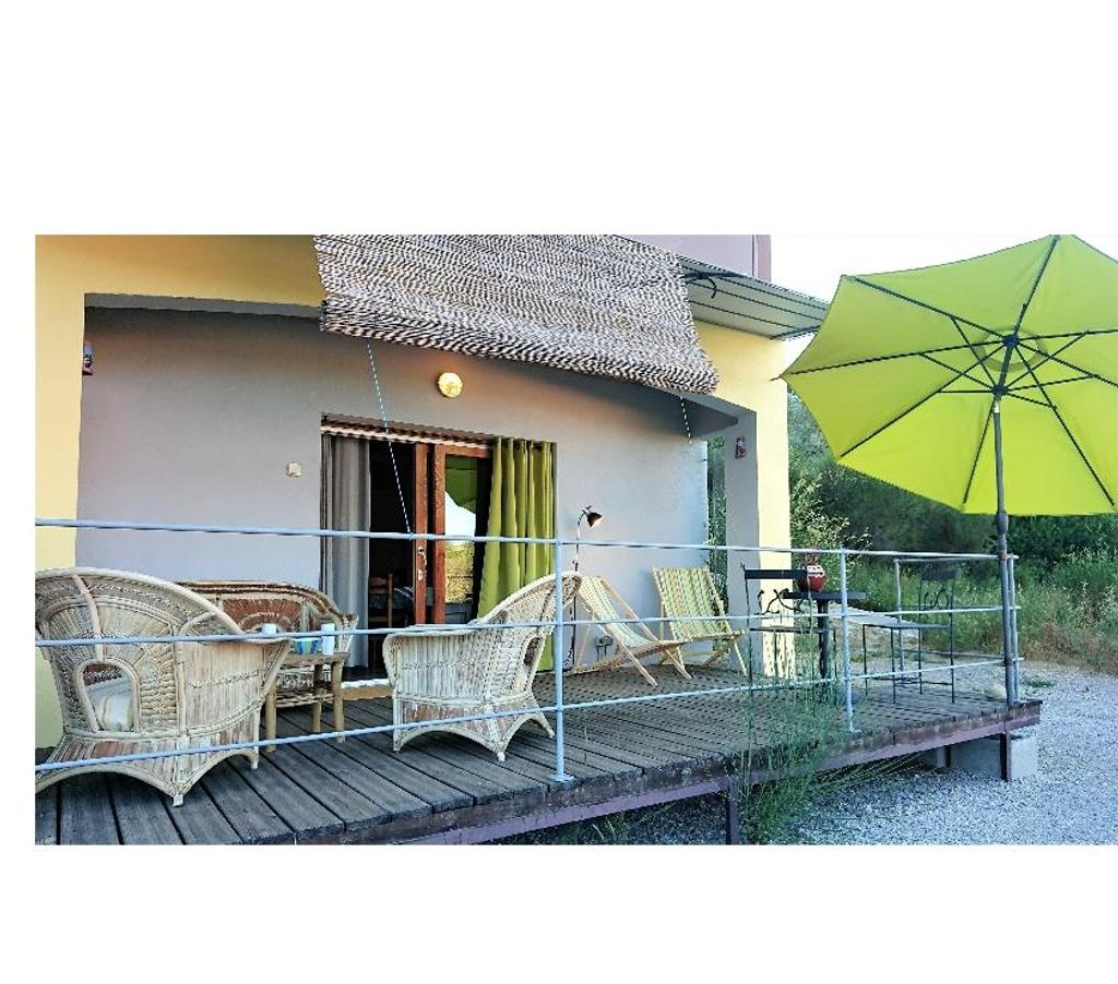 Appartement meublé Alpes-de-Haute-Provence Greoux les Bains - 04800 - Photos Vivastreet location grand T2 meublé de 44m² Gîte classé ***