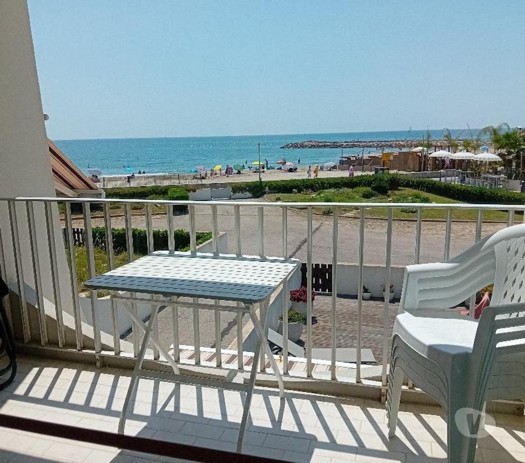location saisonniere Hérault Palavas les Flots - 34250 - Photos Vivastreet F1 bis SUR la PLAGE, 4 pers, park. privé, plage à 2mn