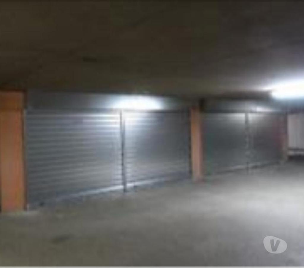 Parkings - Garages Rhône Lyon - Photos Vivastreet Location Box place Croix Rousse