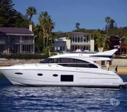 Bateaux à moteur Cannes Alpes-Maritimes - Photos Vivastreet SUPERBE YACHT PRINCESS 52