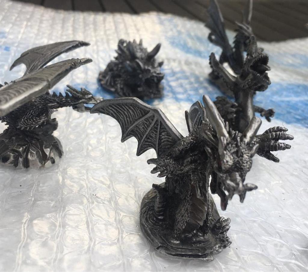 Collection Yvelines Guyancourt - 78280 - Photos Vivastreet Figurines Dragons en plomb