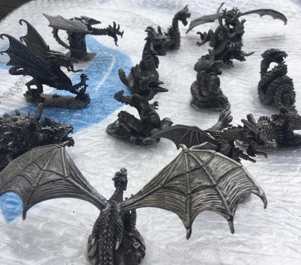 Collection Yvelines Guyancourt - 78280 - Photos Vivastreet Figurines Dragons en plomb