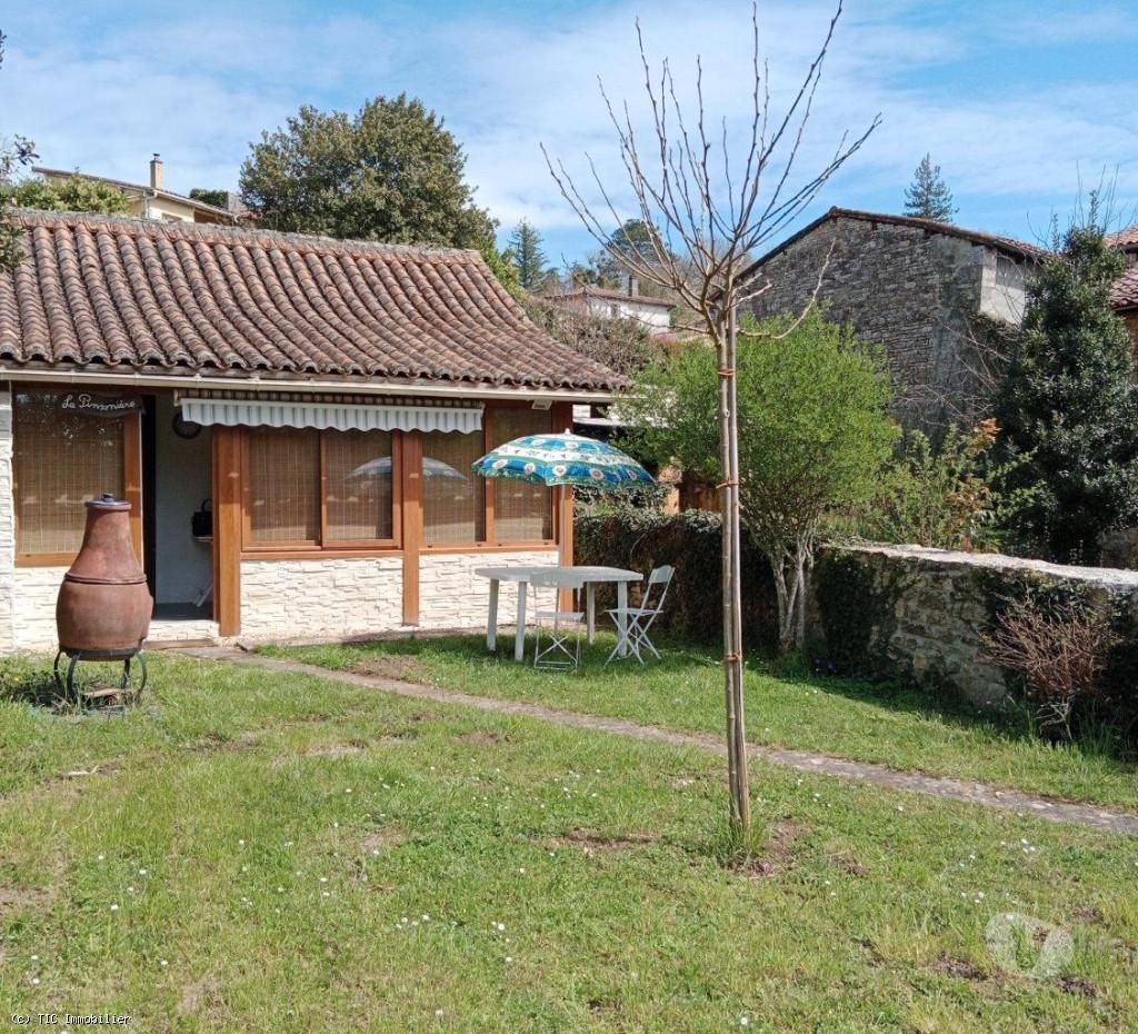 Vente Maison Charente Nanteuil en Vallee - Photos Vivastreet Petite Maison de Charme à Nanteuil-en-Vallée