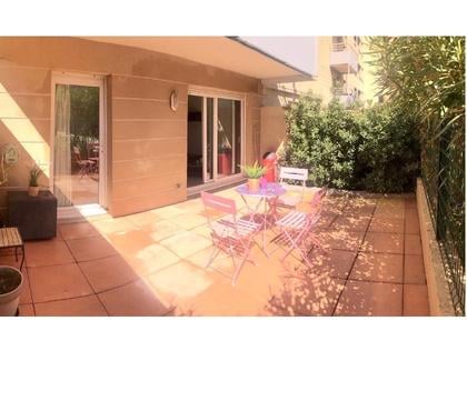 Achat appartement Marseille Marseille - Photos Vivastreet JOLI T1 26M2 RDJ +TERRASSE 21 M2+PRKG BONNEVEINE
