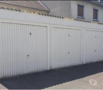 Parkings - Garages Livry Gargan Seine-Saint-Denis - Photos Vivastreet Garage Boxe parking fermé environ 14m2 a louer