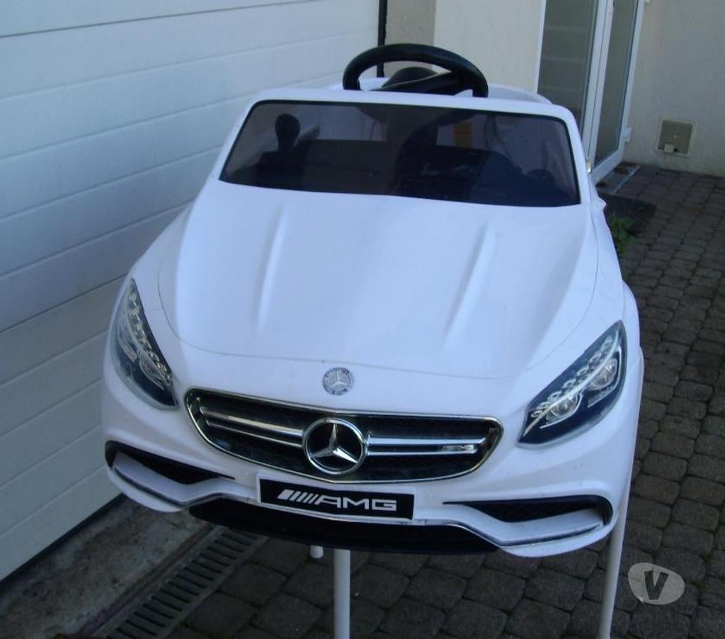 Jeux - Jouets Meurthe-et-Moselle Villers les Nancy - 54600 - Photos Vivastreet SUPERBE VOITURE ELECTRIQUE POUR ENFANT