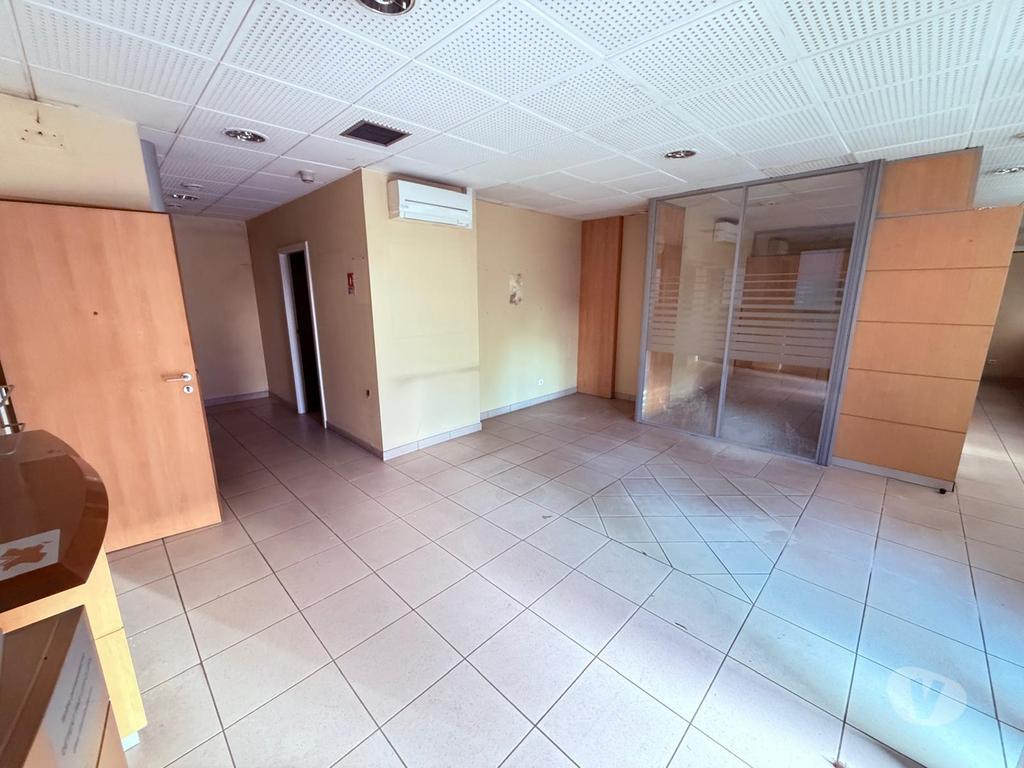 Fond de Commerce a vendre Bas-Rhin Strasbourg - Photos Vivastreet Local commercial 103m2 à Cronenbourg