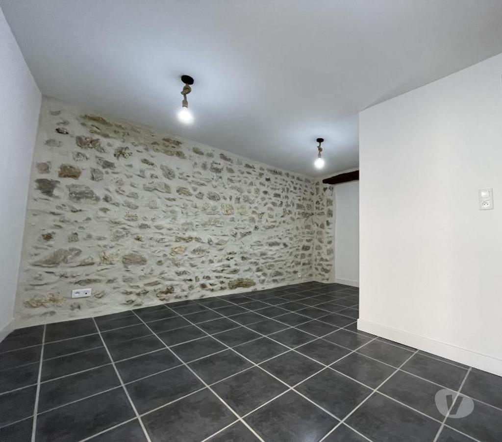 Vente Maison Gard St Hilaire de Brethmas - 30560 - Photos Vivastreet Très belle maison entièrement restaurée dans le Gard