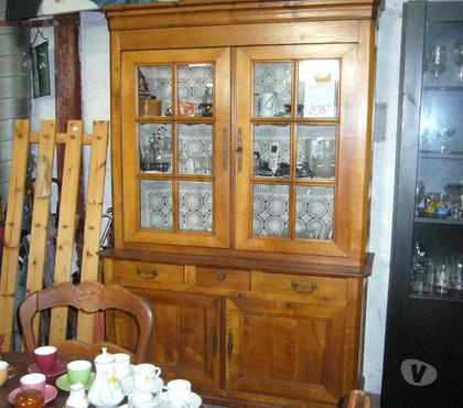 Ameublement - art de la table Sartrouville Yvelines - Photos Vivastreet Buffet 2 corps en merisier, promotion
