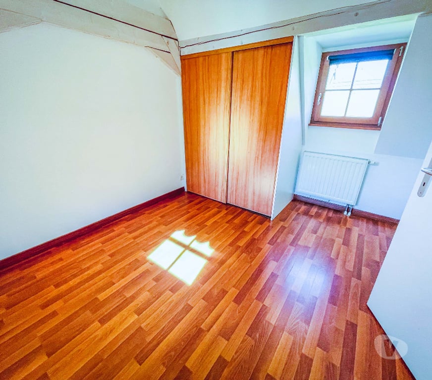 Location appartement Bas-Rhin Obernai - 67210 - Photos Vivastreet Joli duplex F4 proche centre Obernai