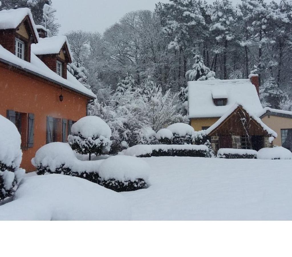 Vente Maison Sarthe Ecommoy - 72220 - Photos Vivastreet BAISSE DE PRIX 2H DE PARIS LE MANS maison + maison d’amis