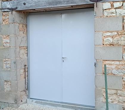 Location parking & garage Champagne St Hilaire Vienne - Photos Vivastreet Box stockage dépôt garde meuble