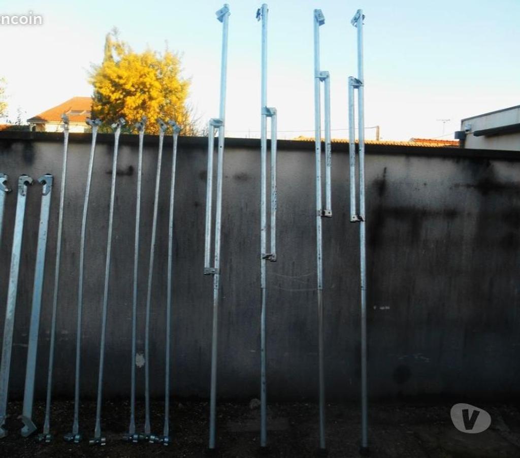 Matériel Gironde Bordeaux - Photos Vivastreet Echafaudage tubesca 4 roues aluminium haut. travail 8 mètre