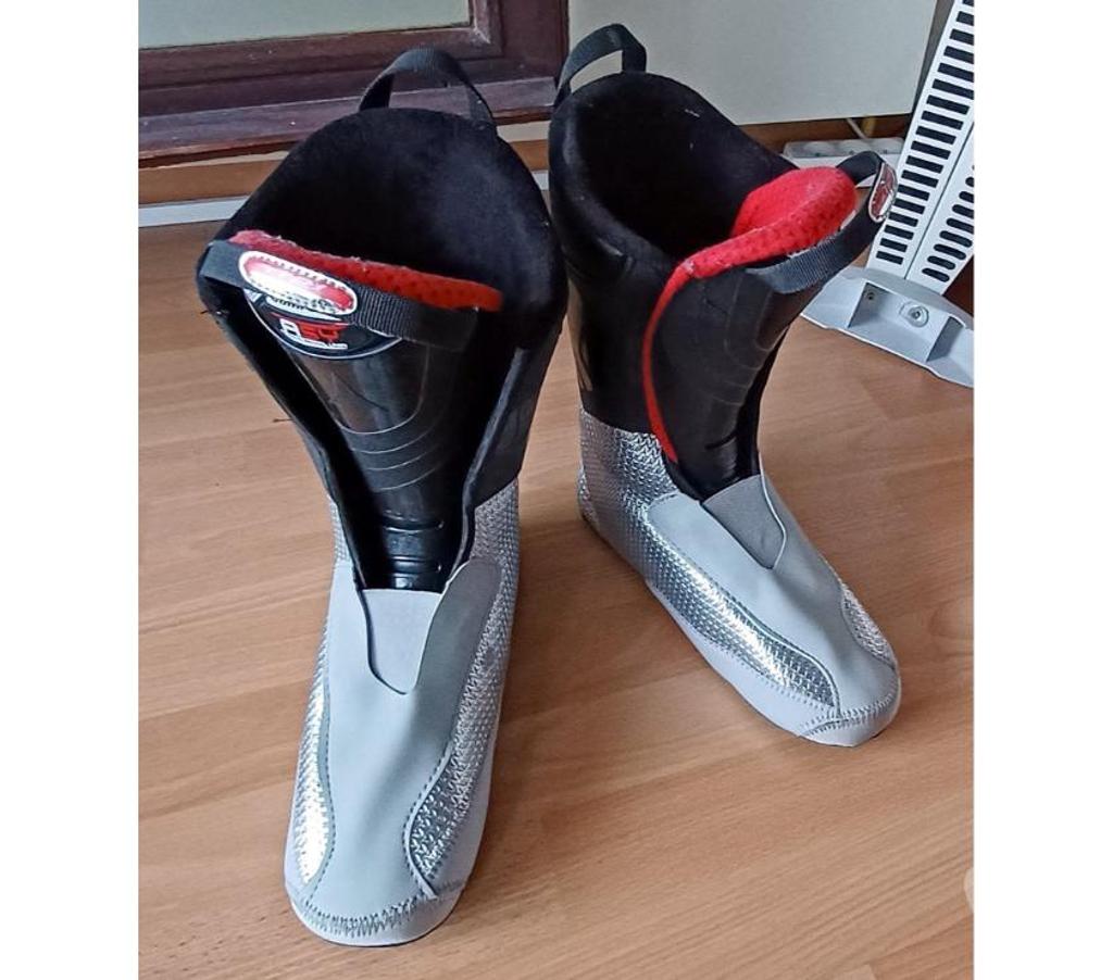 Matériel de sport Isère Bresson - 38320 - Photos Vivastreet Chaussures ski piste 42