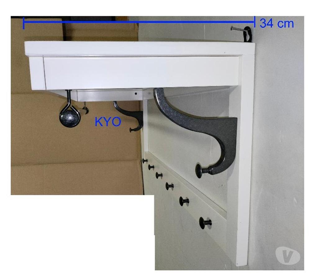Ameublement & art de la table Jura Foncine le Haut - 39460 - Photos Vivastreet IKEA Etagère à chapeaux patère portemanteau mural tringle