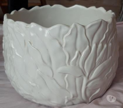 Décoration - art Antibes Alpes-Maritimes - Photos Vivastreet Cache pot céramique blanc