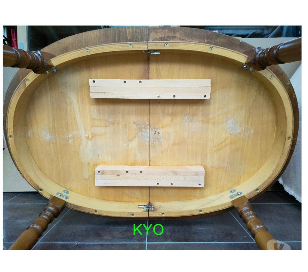 Ameublement & art de la table Jura Foncine le Haut - 39460 - Photos Vivastreet Table manger extensible ovale rallonges chêne bois vintage