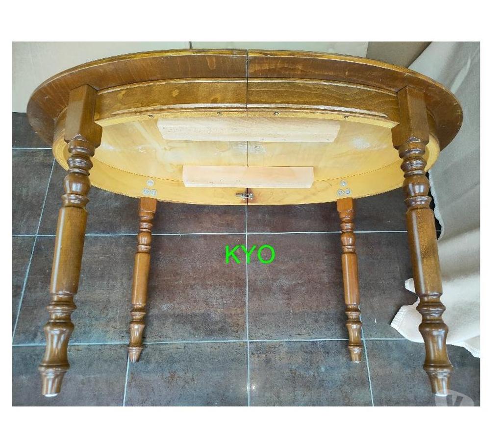 Ameublement & art de la table Jura Foncine le Haut - 39460 - Photos Vivastreet Table manger extensible ovale rallonges chêne bois vintage