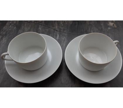 Ameublement & art de la table Antibes Alpes-Maritimes - Photos Vivastreet tasses blanches avec sous tasses,
