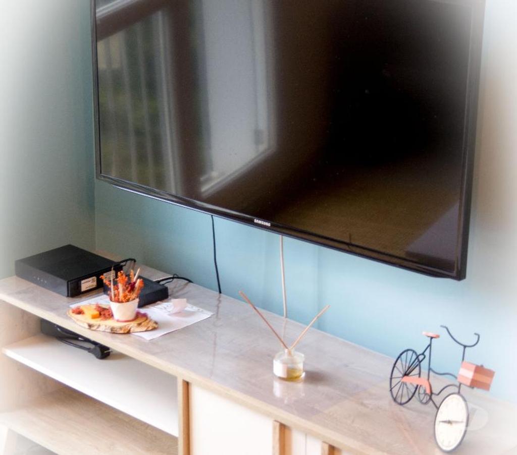 Colocations Morbihan Lorient - 56100 - Photos Vivastreet Chambre colocation Lorient meublée WIFI TV Cave