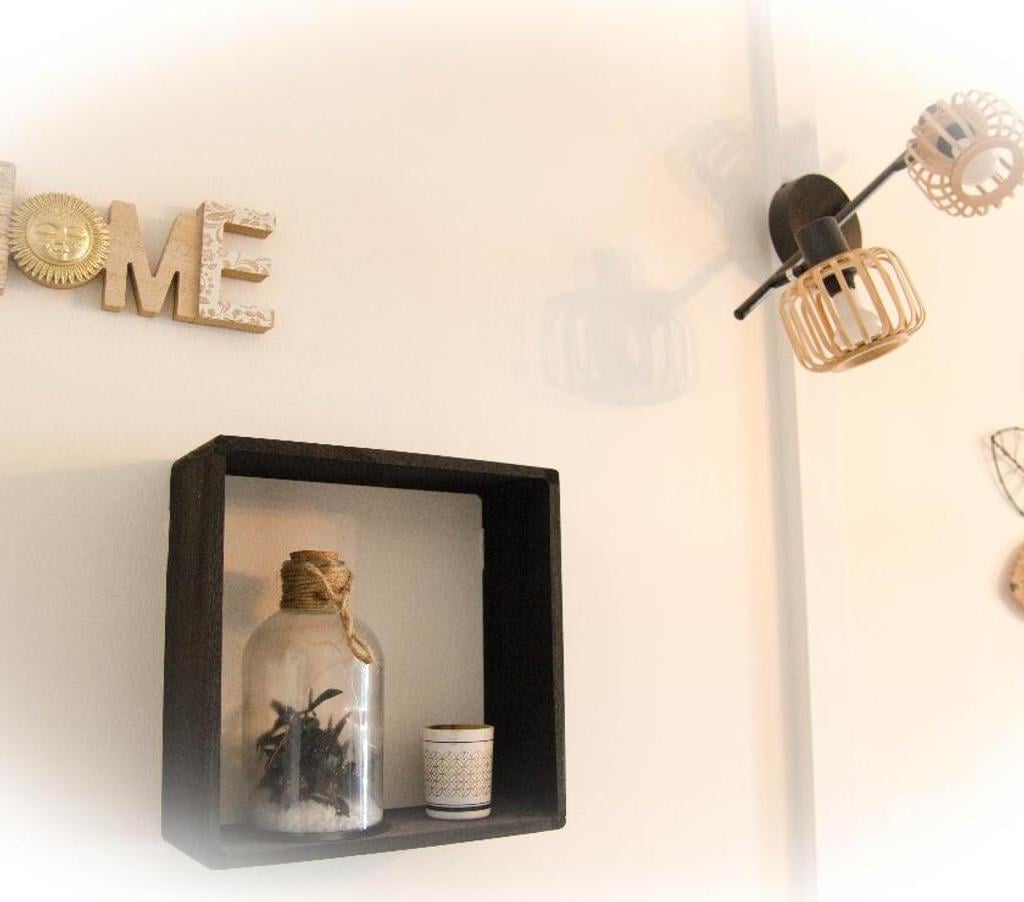 Colocations Morbihan Lorient - 56100 - Photos Vivastreet Chambre colocation Lorient meublée WIFI TV Cave