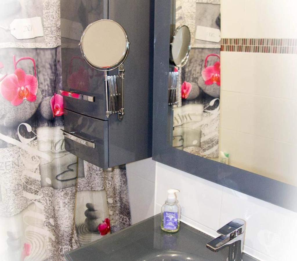 Colocations Morbihan Lorient - 56100 - Photos Vivastreet Chambre colocation Lorient meublée WIFI TV Cave