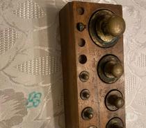 Ancienne Boite de poids en laiton. Vintage
