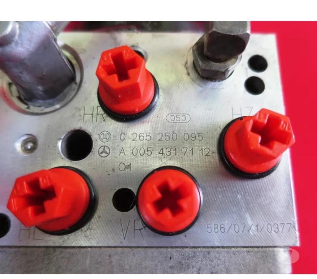 Pièces et services auto Bas-Rhin Ville - 67220 - Photos Vivastreet Bloc hydraulique de commande SBC ABS Bosch A0094312512