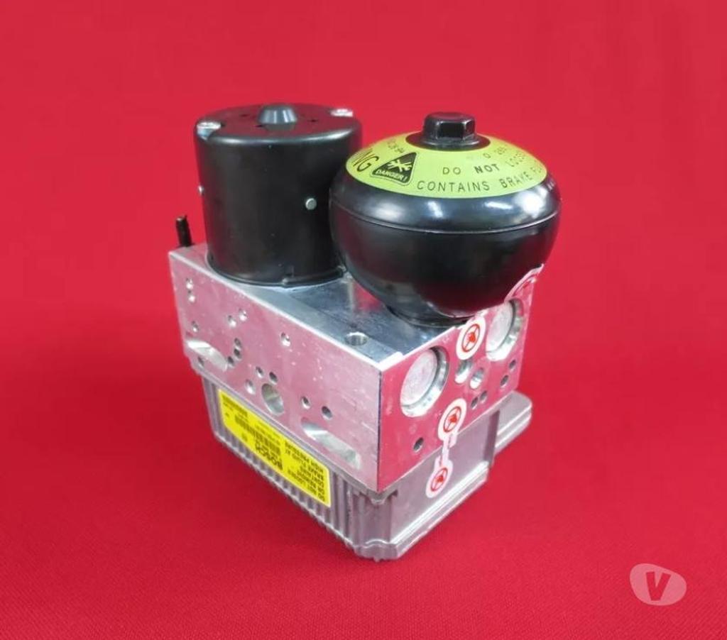 Pièces et services auto Bas-Rhin Ville - 67220 - Photos Vivastreet Pompe SBC Mercedes A0094312712 0265960061 Mercedes Classe E