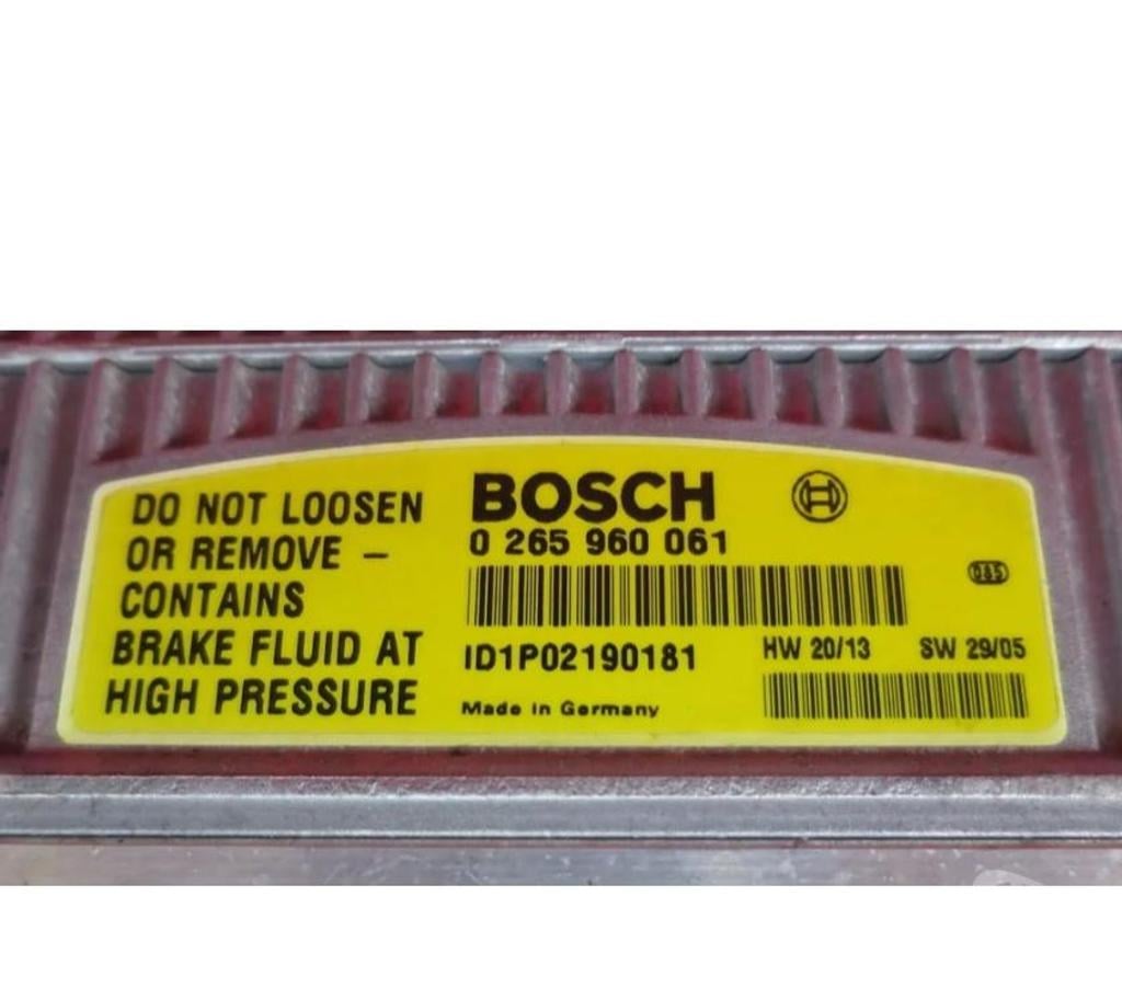 Pièces et services auto Bas-Rhin Ville - 67220 - Photos Vivastreet Pompe SBC Mercedes A0094312712 0265960061 Mercedes Classe E