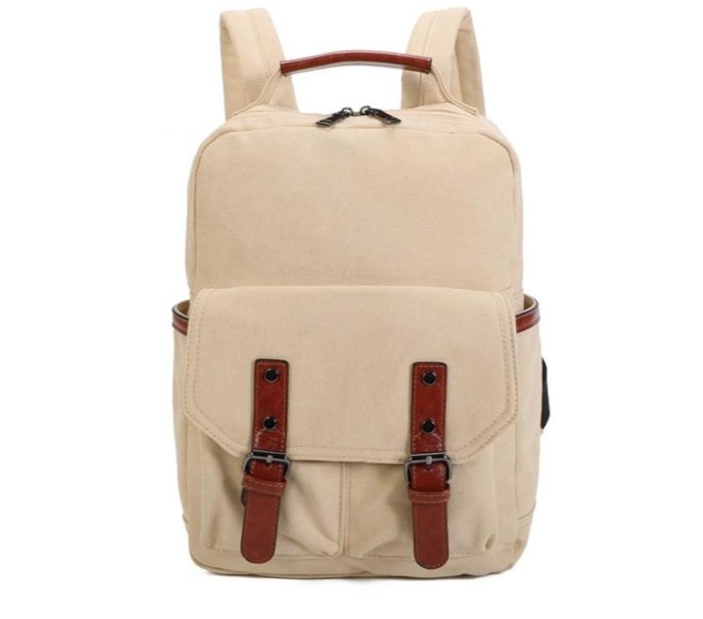Accessoires - Bagagerie Oise Beauvais - 60000 - Photos Vivastreet Sac à dos bi-matière Inès DELAURE beige
