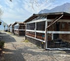 Italie - Etranger — Chalets à Porlezza, Italie