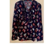 Photos Vivastreet Blouse Ruth. Manches longues de chez Tommy Hilfiger neuve.