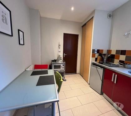 Appartements meublés Dijon Côte-d'Or - Photos Vivastreet JOUVENCE REPUBLIQUE prox CV et BSB T1 BIS 25M² MEUBLE